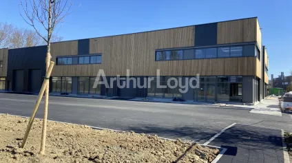 Locaux d’activités neufs à vendre ou à louer à La Chapelle d’Armentières avec entrepôts - Offre immobilière - Arthur Loyd