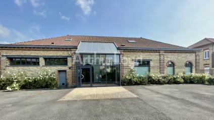 MAISON RÉHABILITÉ EN BUREAUX EN PARFAIT ÉTAT À BAILLEUL - Offre immobilière - Arthur Loyd