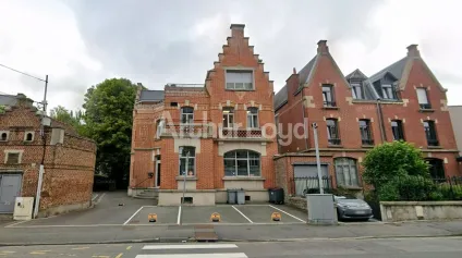 Immeuble de bureaux 571 m² à louer - Emplacement stratégique et visibilité premium à La Madeleine - Offre immobilière - Arthur Loyd