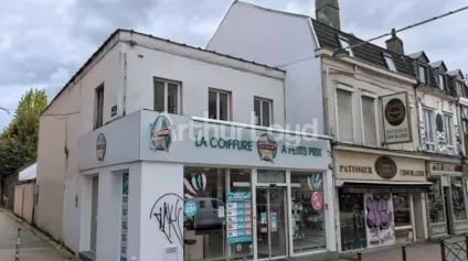 Location local commercial à Lille surface de 175 m2 en rez de chaussée disponible - Offre immobilière - Arthur Loyd