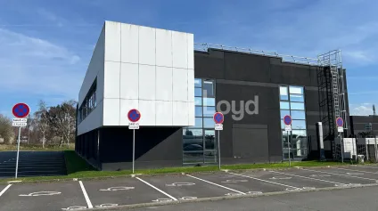 À louer : bureaux d'exception à Lesquin - 1365 m² dans un cadre moderne et prestigieux - Offre immobilière - Arthur Loyd