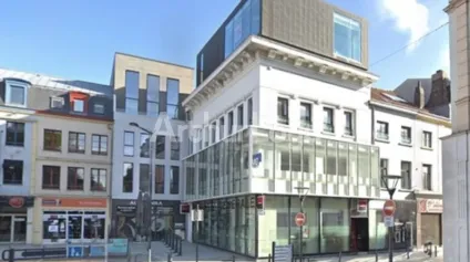 Bureaux 190 m² à vendre ou à louer - Emplacement stratégique Roubaix Hôtel de Ville, métro au pied de l’immeuble - Offre immobilière - Arthur Loyd