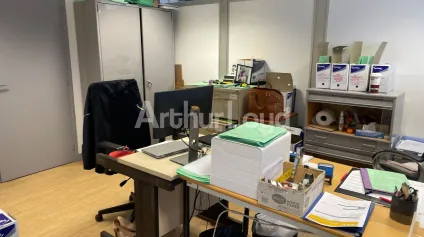 Entrepôt à vendre à Somain sur vaste parcelle de 25000 m² avec bureaux - Offre immobilière - Arthur Loyd