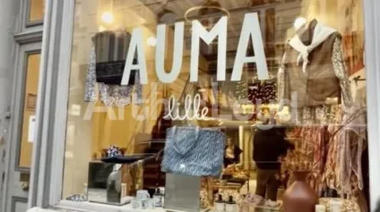 Local commercial à louer dans le Vieux Lille emplacement recherché axe passant et terrasse possible - Offre immobilière - Arthur Loyd