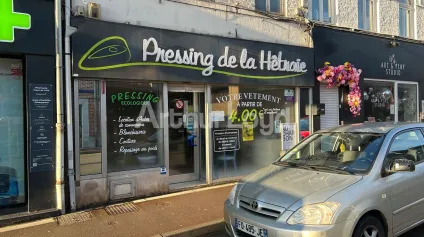 Fonds de commerce &agrave; c&eacute;der local commercial 120 m&sup2; vitrine sur axe passant &agrave; Mouvaux - Offre immobilière - Arthur Loyd