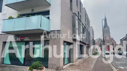 Local commercial &agrave; louer ou vendre &agrave; Bousbecque avec parkings privatifs - Offre immobilière - Arthur Loyd