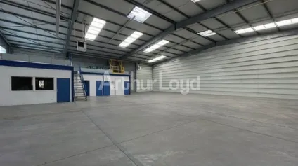 ENTREP&Ocirc;T &Agrave; LOUER AU COEUR DE LA ZI MARCEL DORET &Agrave; CALAIS - Offre immobilière - Arthur Loyd