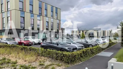 Local commercial neuf &agrave; louer &agrave; Englos visibilit&eacute; et acc&egrave;s privil&eacute;gi&eacute;s - Offre immobilière - Arthur Loyd