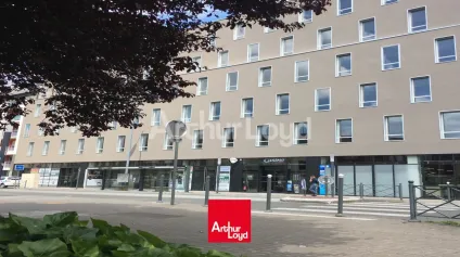 Bureaux à louer à Lille plateaux modulables avec climatisation et parkings - Offre immobilière - Arthur Loyd