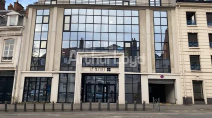 Bureaux à louer Lille emplacement central et immeuble rénové - Offre immobilière - Arthur Loyd