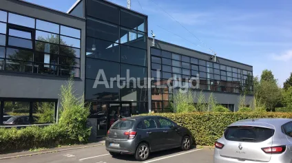 Bureau à louer à Villeneuve-d'Ascq proche métro avec parking privatif - Offre immobilière - Arthur Loyd
