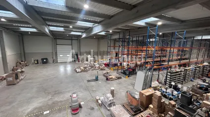 Local d activit&eacute; &agrave; louer &agrave; Lesquin entrep&ocirc;t accessible quai et plain pied - Offre immobilière - Arthur Loyd