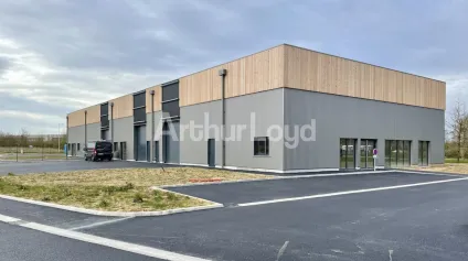 À LOUER - LOCAL D'ACTIVITÉ NEUF - ARQUES - Offre immobilière - Arthur Loyd