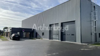 ENTREPOT A LOUER - AXE A1 - CARVIN - Offre immobilière - Arthur Loyd