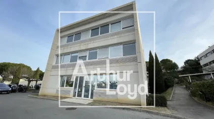 IMMEUBLE INDEPENDANT A VENDRE - MONTPELLIER EUROMEDECINE - Offre immobilière - Arthur Loyd