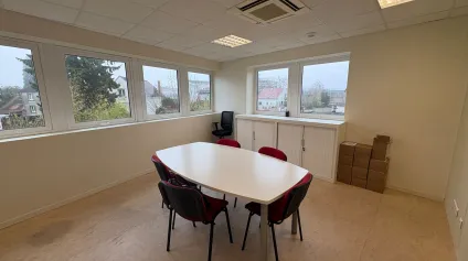 Bureaux &agrave; louer d'environ 100 m2 - Orl&eacute;ans - Offre immobilière - Arthur Loyd