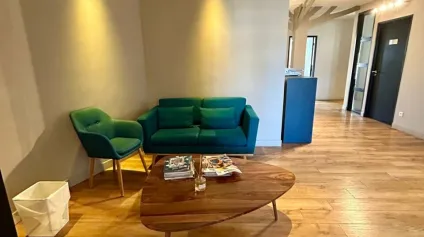 BUREAUX REFAITS À NEUF À LOUER AU PONTET - Offre immobilière - Arthur Loyd