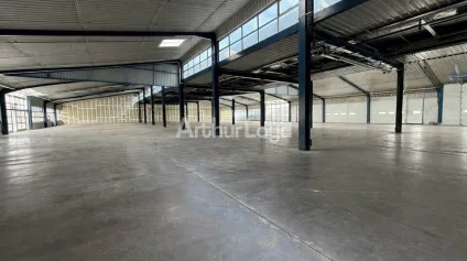 LOCAL D'ACTIVITÉ D'ENVIRON 1968 m2 - REIMS / BEZANNES - Offre immobilière - Arthur Loyd