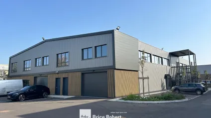 A vendre - Cellule neuve au sein d'un parc d'activités sécurisé - Chassieu - Offre immobilière - Arthur Loyd