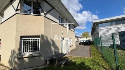 bureaux 102m² à louer-Eybens parce d'activités des Ruires - Offre immobilière - Arthur Loyd