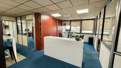 Bureaux à louer à MONT SAINT AIGNAN 76130 - Offre immobilière - Arthur Loyd