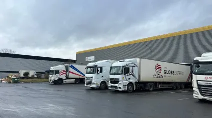 Plateforme logistique à louer à Mitry-Mory accès poids lourds sécurisé - Offre immobilière - Arthur Loyd