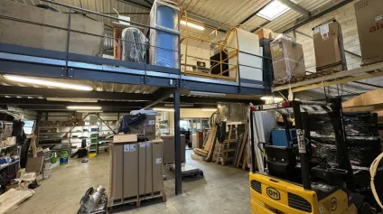 METROPOLE NORD LOCAL A VENDRE 566 M² SUR AXE - Offre immobilière - Arthur Loyd