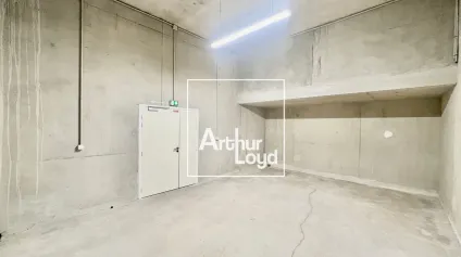 Locaux d'activités à louer - 277 m² - Coeur de ville Montpellier - Proximité immédiate Gare Saint-Roch - Offre immobilière - Arthur Loyd