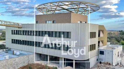 BUREAUX A LOUER - CASTELNAU LE LEZ - PROCHE TRAMWAY - Offre immobilière - Arthur Loyd