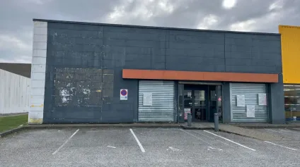 Locaux commerciaux à louer à BARENTIN 76360 - Offre immobilière - Arthur Loyd