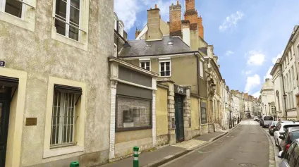 Local commercial à vendre en hyper centre d'Orléans - Proximité immédiate de la rue de la République et de l'Hôtel de Ville - Offre immobilière - Arthur Loyd
