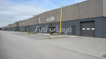 Locaux d'activité / showroom divisibles avec excellente accessibilité - Secteur stratégique Métropole Lilloise - Offre immobilière - Arthur Loyd