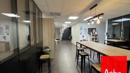 BUREAUX RECENTS A VENDRE 400 M2 - MAUGUIO FREJORGUES EST - Offre immobilière - Arthur Loyd