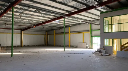 A LOUER LOCAUX ACTIVITES 1 200 M² LOSCOAT BREST - Offre immobilière - Arthur Loyd