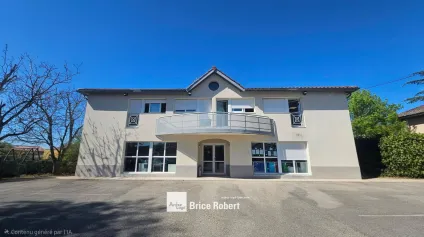 Bureaux à louer immeuble indépendant à Jonage avec parking privatif - Offre immobilière - Arthur Loyd