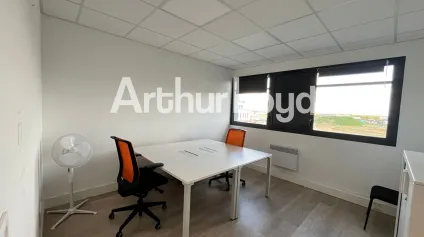 <br />Plateau de bureaux - Location - Fleury-Sur-Orne<br /> - Offre immobilière - Arthur Loyd