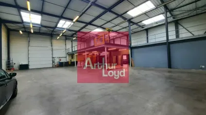 CLERMONT-FERRAND ZI BREZET A LOUER LOCAL ACTIVITE 1166 M² - Offre immobilière - Arthur Loyd