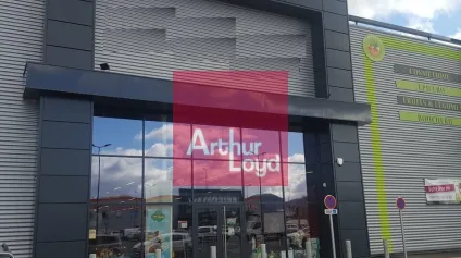 LOCAL COMMERCIAL 1238 M² A LOUER CLERMONT-FERRRAND - Offre immobilière - Arthur Loyd