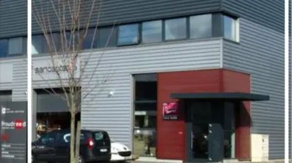 LOCAL D'ACTIVITE - ENTREPOT à LOUER de 409 m² - Offre immobilière - Arthur Loyd