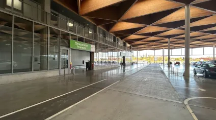 Local d activité à louer à Rezé avec site sécurisé et quai poids lourd - Offre immobilière - Arthur Loyd