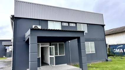 A LOUER Bureaux zone Collery à Cayenne - Offre immobilière - Arthur Loyd