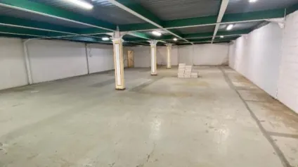 Dépot / Local d'activités 360 m2 ( St Joseph ) - Offre immobilière - Arthur Loyd