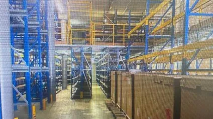 depot / Local d'activités 365 m2 Le Lamentin - Offre immobilière - Arthur Loyd