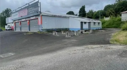 Local commercial Goyave 330 m2 - Offre immobilière - Arthur Loyd