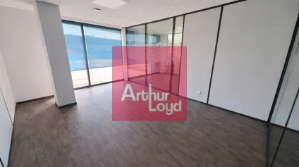 CLERMONT-FERRAND LA PARDIEU BUREAU INDIVIDUEL + SALLE DE REUNION A LOUER - Offre immobilière - Arthur Loyd