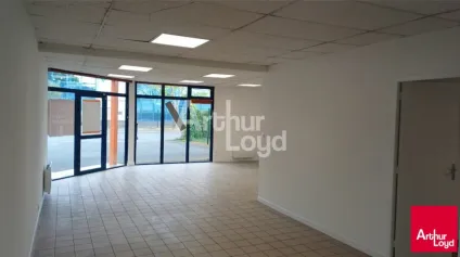 ANGERS EST LOCAL D'ACTIVITE DE 400 M² A LOUER - Offre immobilière - Arthur Loyd