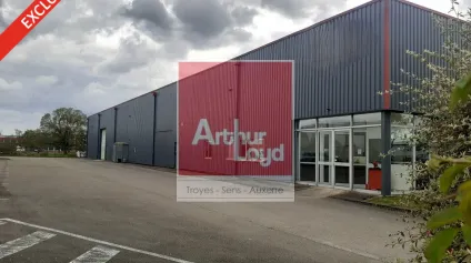 EXCLUSIVITE : Rare opportunité dans une zone active ! - Offre immobilière - Arthur Loyd