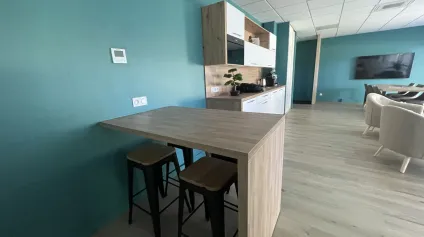 BUREAUX RÉNOVÉS CARQUEFOU - Offre immobilière - Arthur Loyd