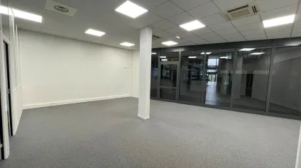 Bureaux à louer à ISNEAUVILLE 76230 - Offre immobilière - Arthur Loyd