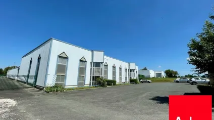 A VENDRE - batiment indépendant atelier stockage - Offre immobilière - Arthur Loyd